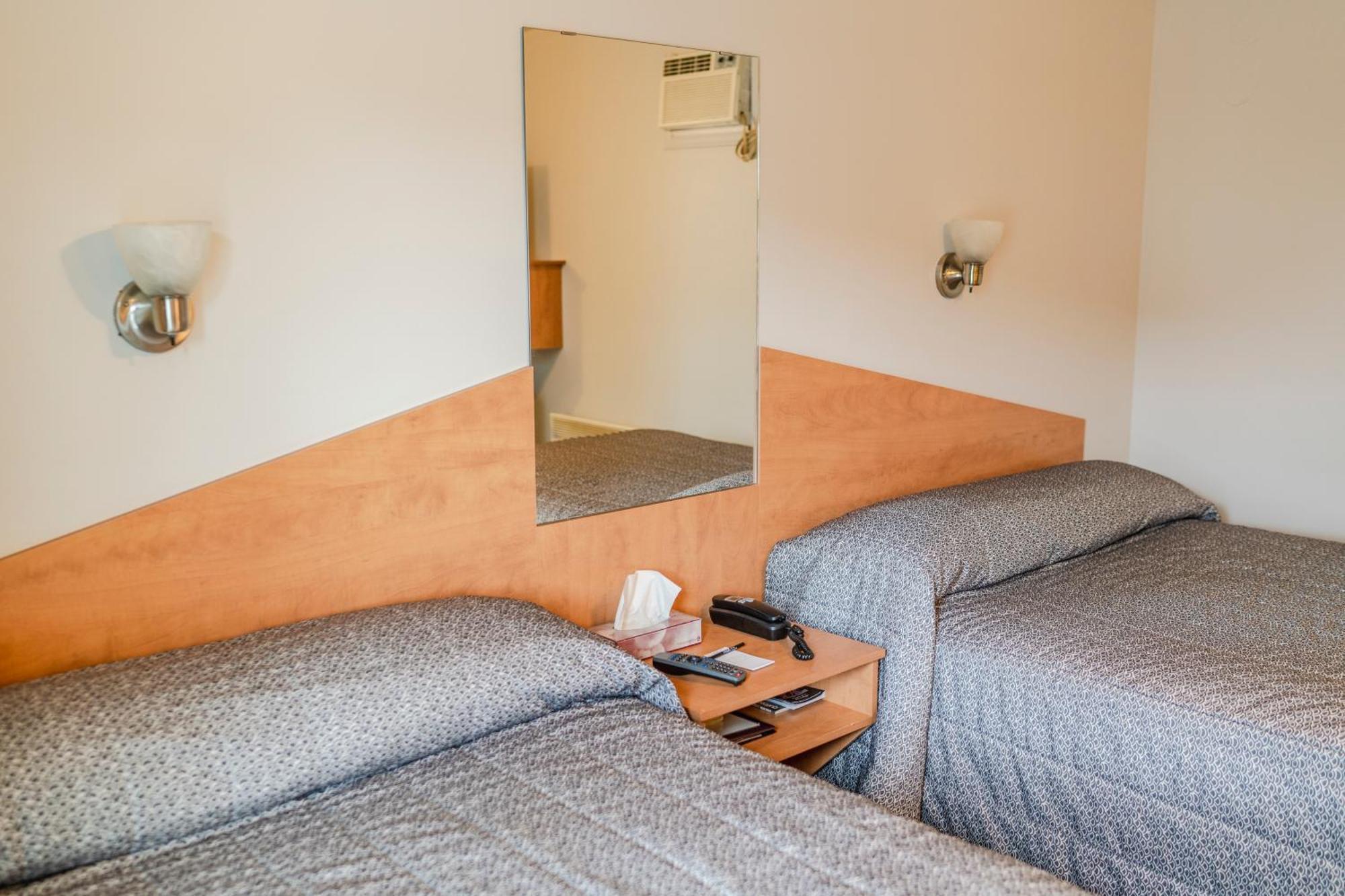 Motel Park วาล-ดอร์ ภายนอก รูปภาพ